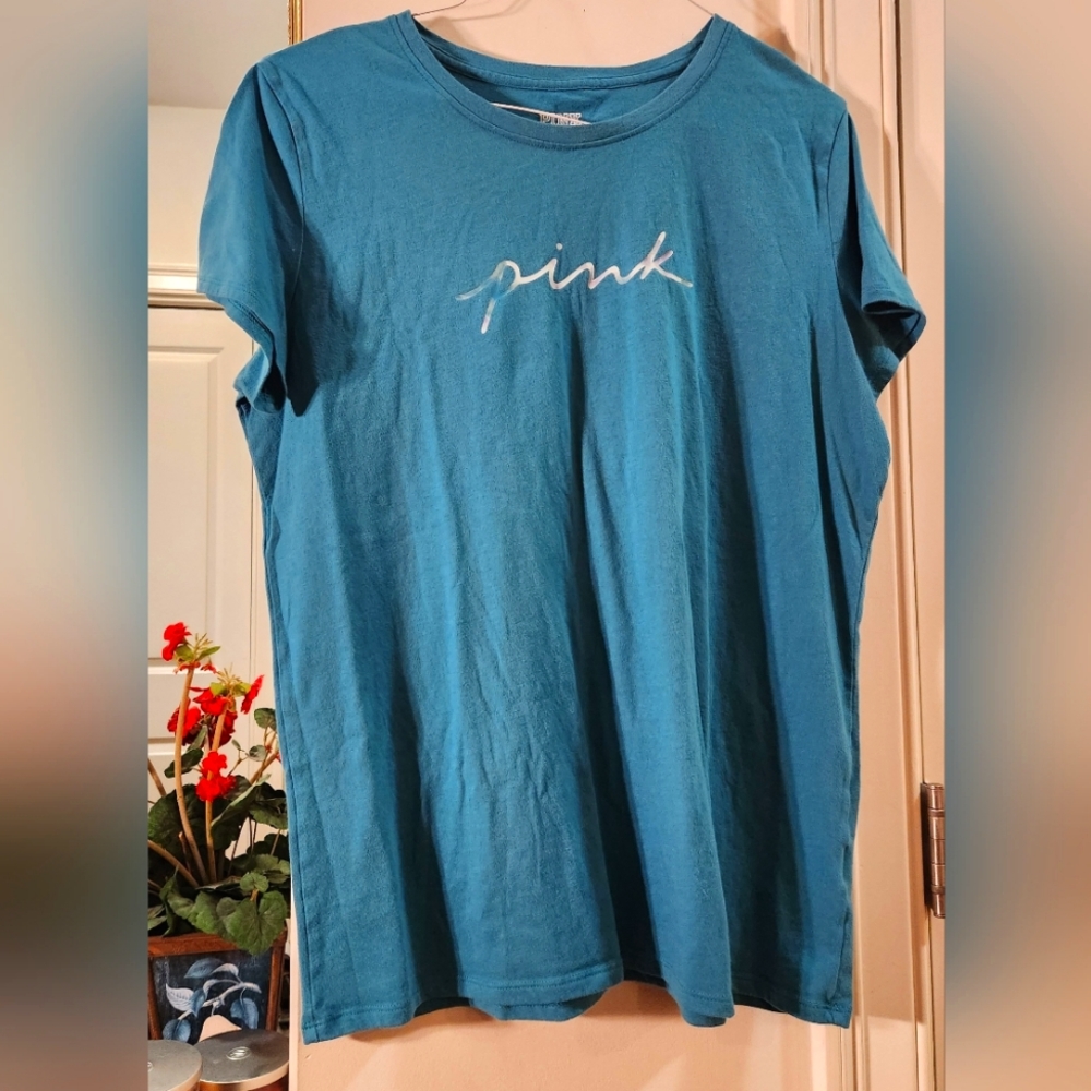 VICTORIA'S SECRET PINK TEE SHIRT